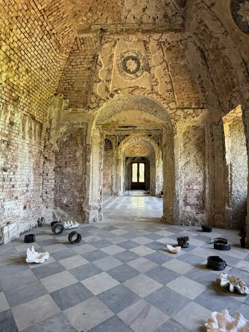 "Where the Cycles meet" - Kunstprojekt in der Muschelgrotte Potsdam 2025 - 26
